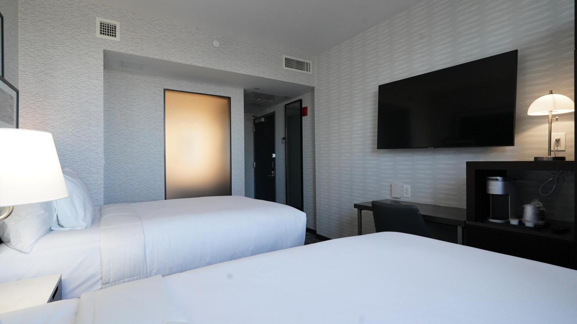 Hotel Doubletree By Hilton Long Island City, Ny 3*